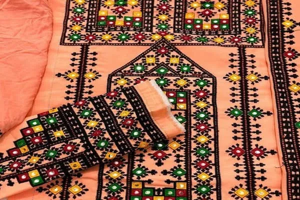 خرید لباس بلوچی بچه گانه دخترانه + قیمت عالی با کیفیت تضمینی